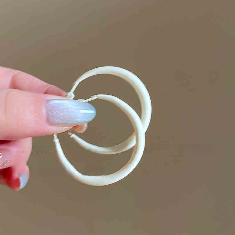 银针多巴胺光面圆形耳圈时尚甜美个性耳环小众简约高级感耳饰