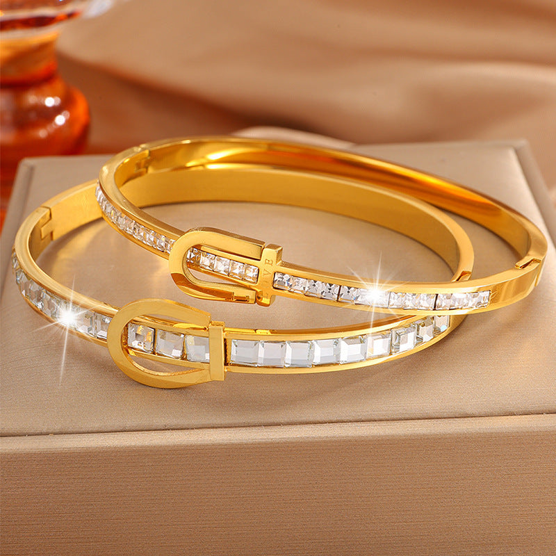 新款歐美風LOVE彎牌鈦鋼手鐲女高版本輕奢鑲鑽簡約大方排鑽手鐲