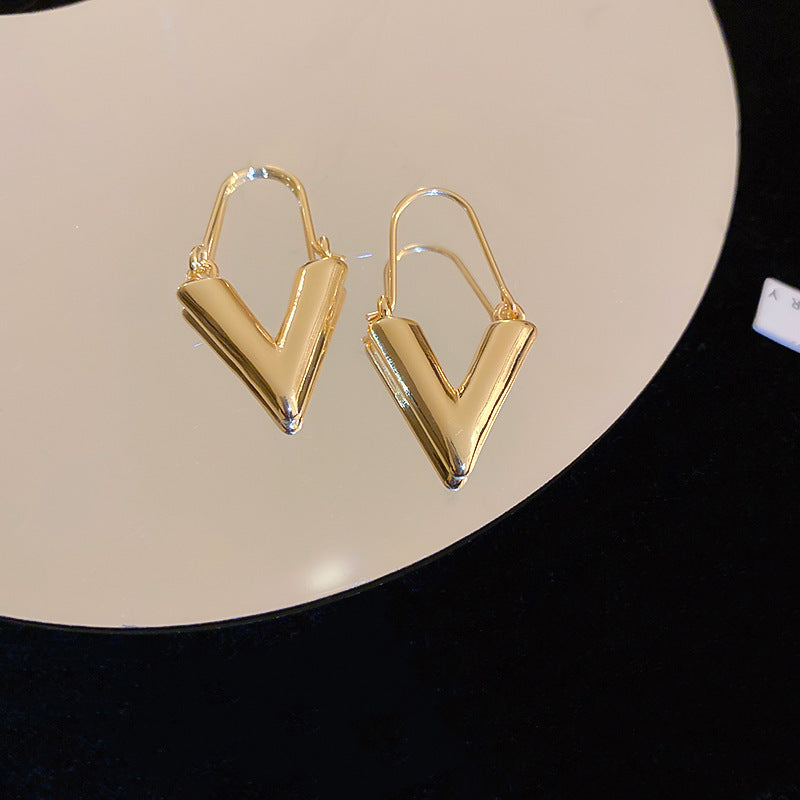 銀針歐美誇張銀色素圈愛心耳環冷淡風時尚耳圈輕奢個性高級感耳飾