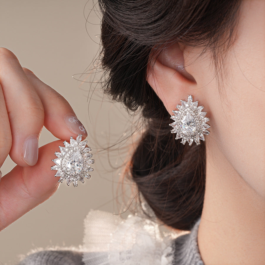 銀針歐美小衆鋯石水滴耳釘女時尚設計感跨境耳環輕奢高級感耳飾女