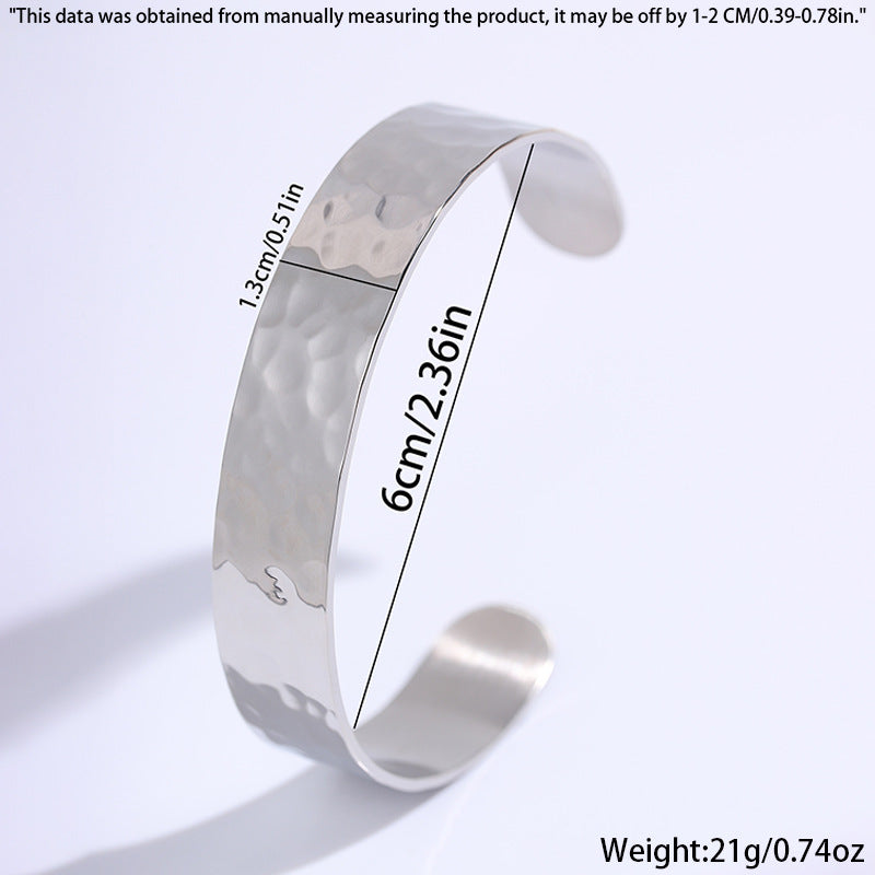 新款國風開口銀色錘紋開口專業匠心製作不鏽鋼銀手鐲飾品