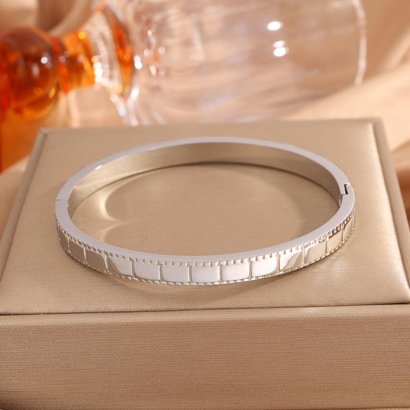 鈦鋼手鐲女簡約設計不掉色大方點點時尚情侶款方塊手環手鐲飾品