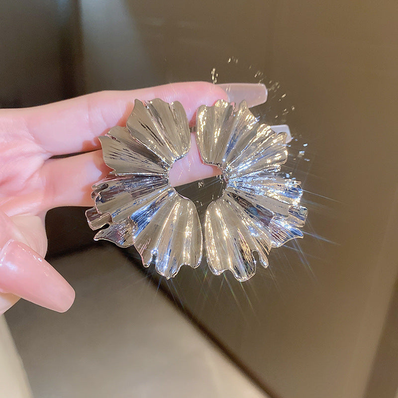 銀針歐美金屬風鏤空花朵魚尾珍珠耳環誇張氣質耳釘重工高級感耳飾