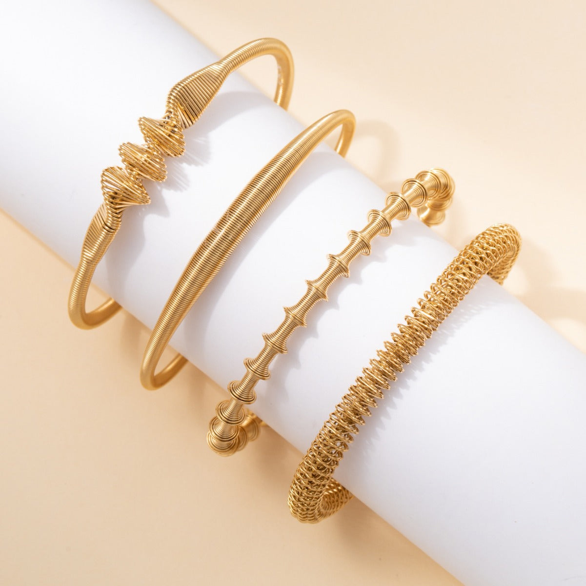 鈦鋼簡約手鐲彈力鋼絲跨境風歐美開口男女款高級感設計層次感手環