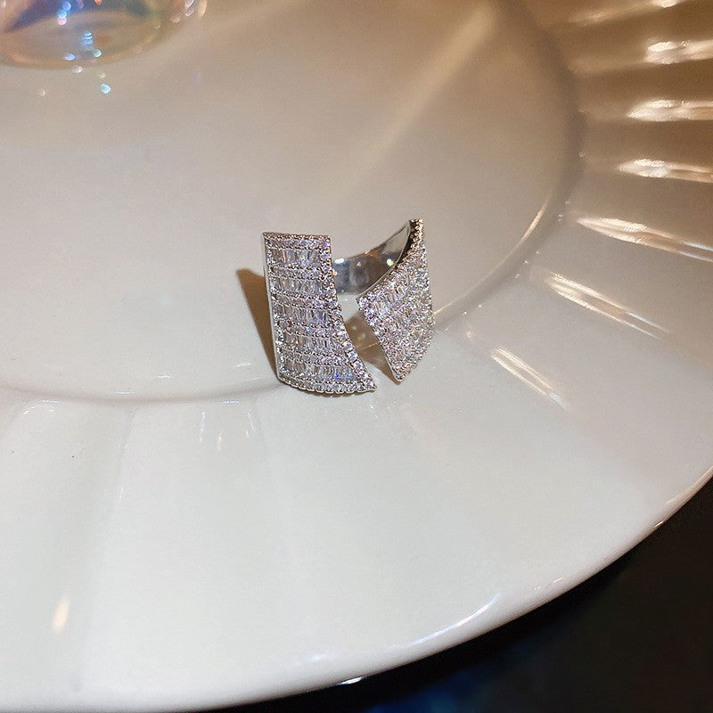 復古輕奢鋯石金蛇蝴蝶虎眼石開口戒指小衆簡約食指戒高級感手飾女