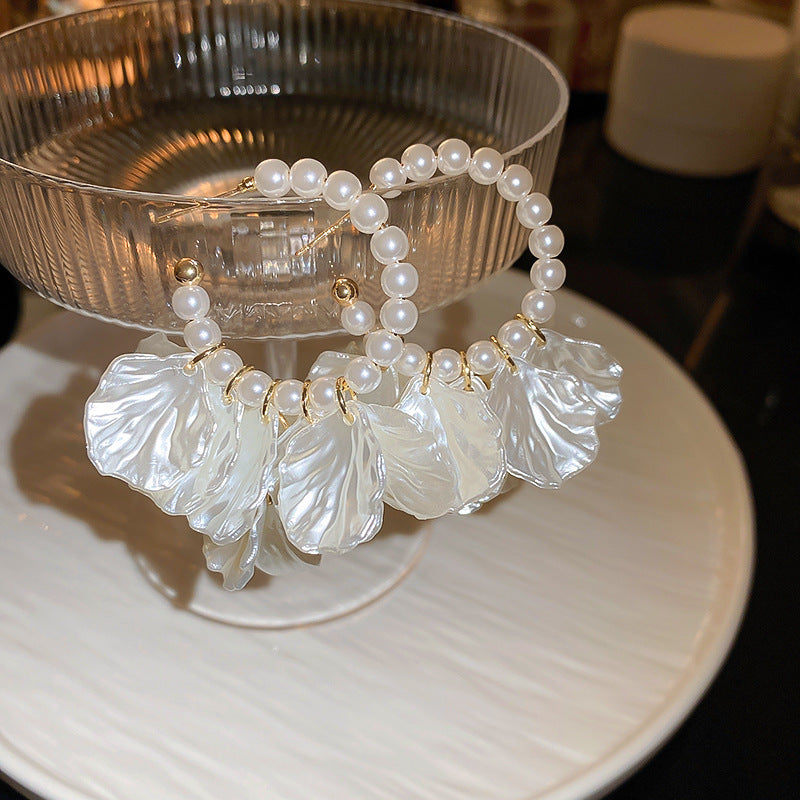 銀針時尚白色系花朵貝殼珍珠耳環氣質新款耳釘歐美時尚高級感耳飾