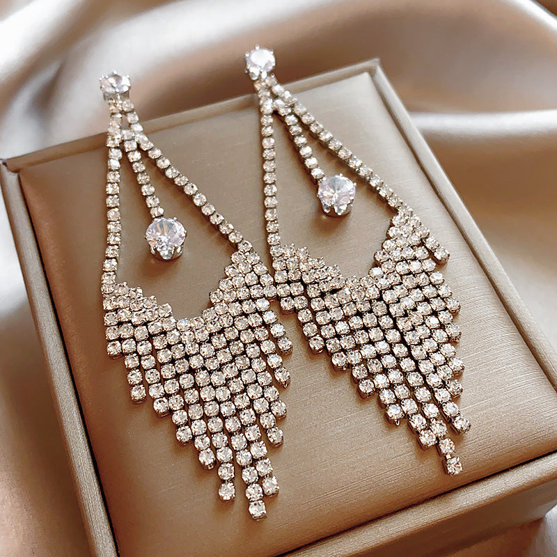 銀針歐美輕奢人造鋯石水晶款愛心耳釘時尚宮廷風耳環高級感耳飾女