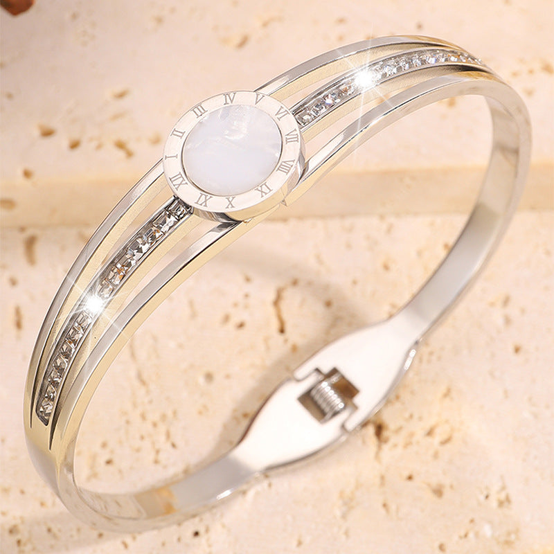 跨境熱賣新品白貝羅馬文不鏽鋼手鐲女歐美小衆輕奢鏤空鑲鑽手飾品