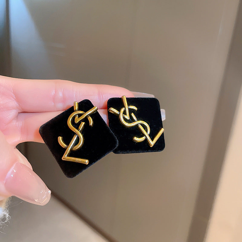 銀針歐美誇張銀色素圈愛心耳環冷淡風時尚耳圈輕奢個性高級感耳飾