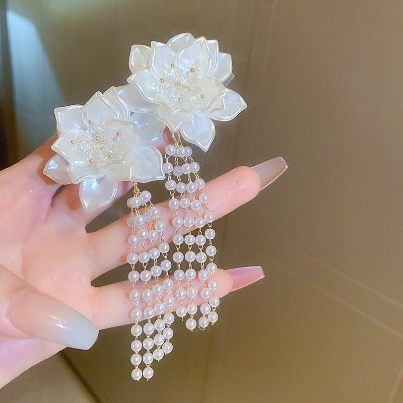 銀針時尚白色系花朵貝殼珍珠耳環氣質新款耳釘歐美時尚高級感耳飾