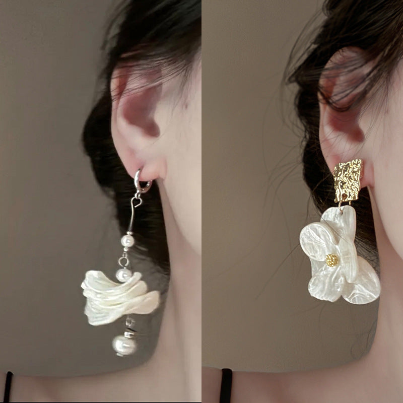 銀針時尚白色系花朵貝殼珍珠耳環氣質新款耳釘歐美時尚高級感耳飾