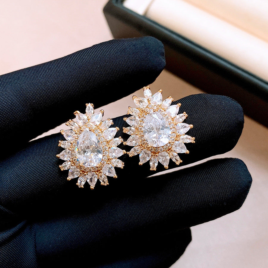 銀針歐美小衆鋯石水滴耳釘女時尚設計感跨境耳環輕奢高級感耳飾女