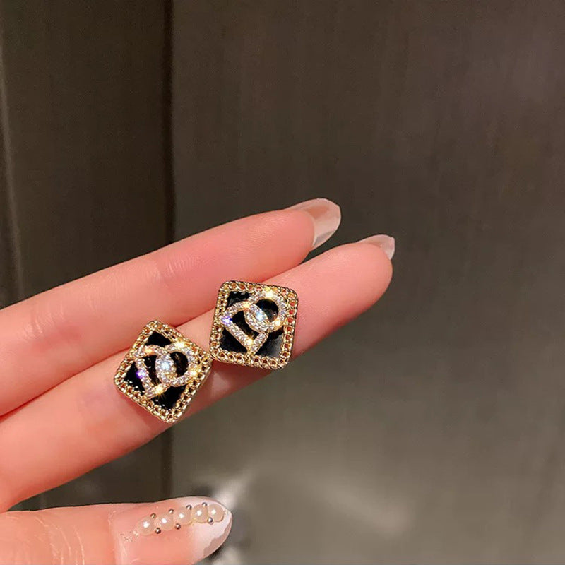 銀針法式黑色鑲鑽字母珍珠包包流蘇耳環小衆氣質耳釘高級感耳飾女