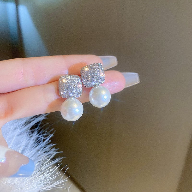 銀針輕奢鋯石花朵蝴蝶珍珠款耳釘氣質耳環高級感秋冬法式復古耳飾