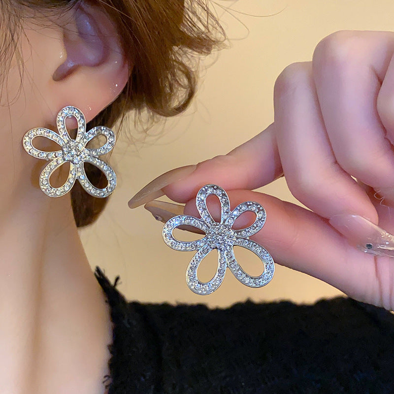 銀針跨境高級感銀色幾何圓珠愛心耳釘小衆個性耳環冷淡風耳飾