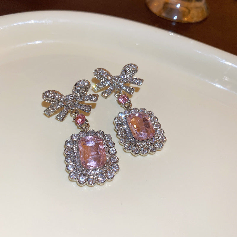 韓國粉色鑲鑽花朵蝴蝶結方形吊墜項鍊個性輕奢鎖骨鏈高級感項飾女