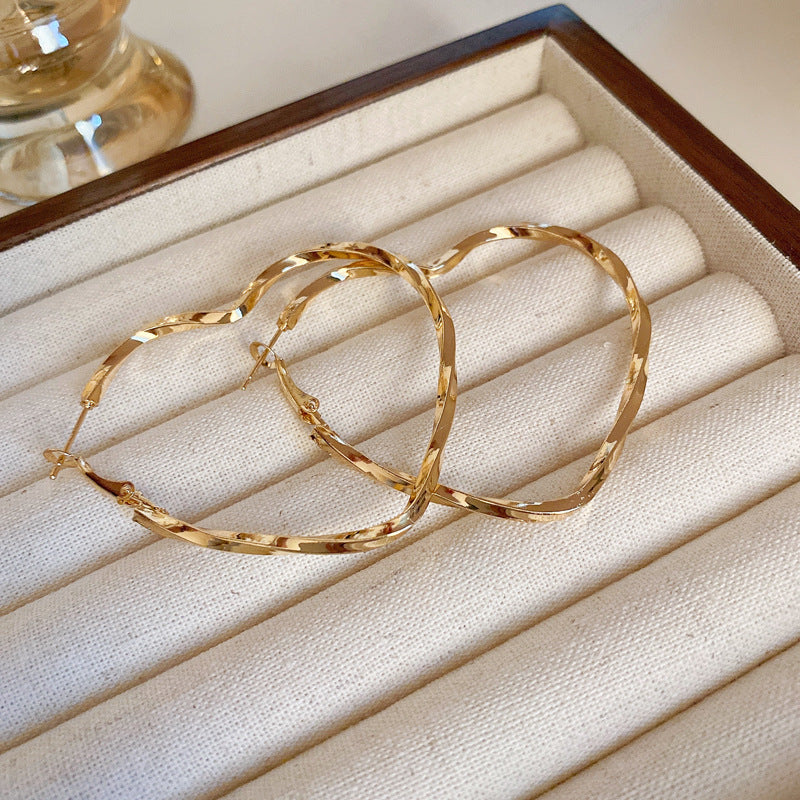 銀針歐美金屬風鏤空花朵魚尾珍珠耳環誇張氣質耳釘重工高級感耳飾