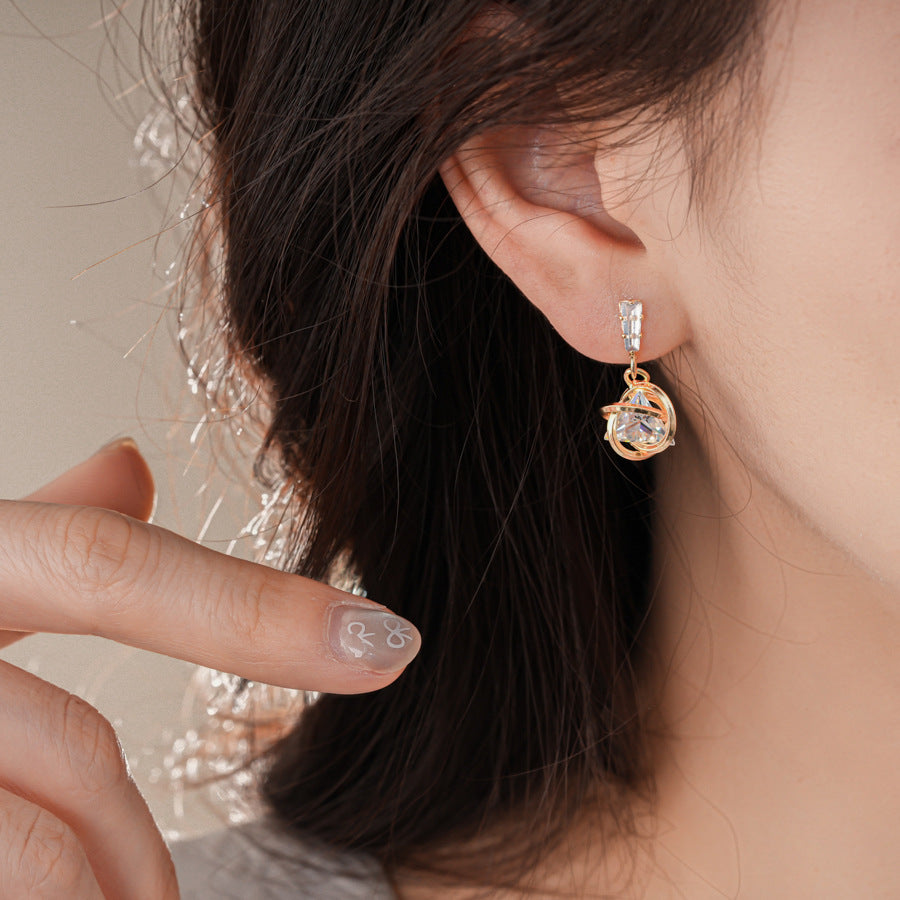 銀針時尚甜酷鋯石三角形旋渦耳釘小衆設計感耳環輕奢高級感耳飾女