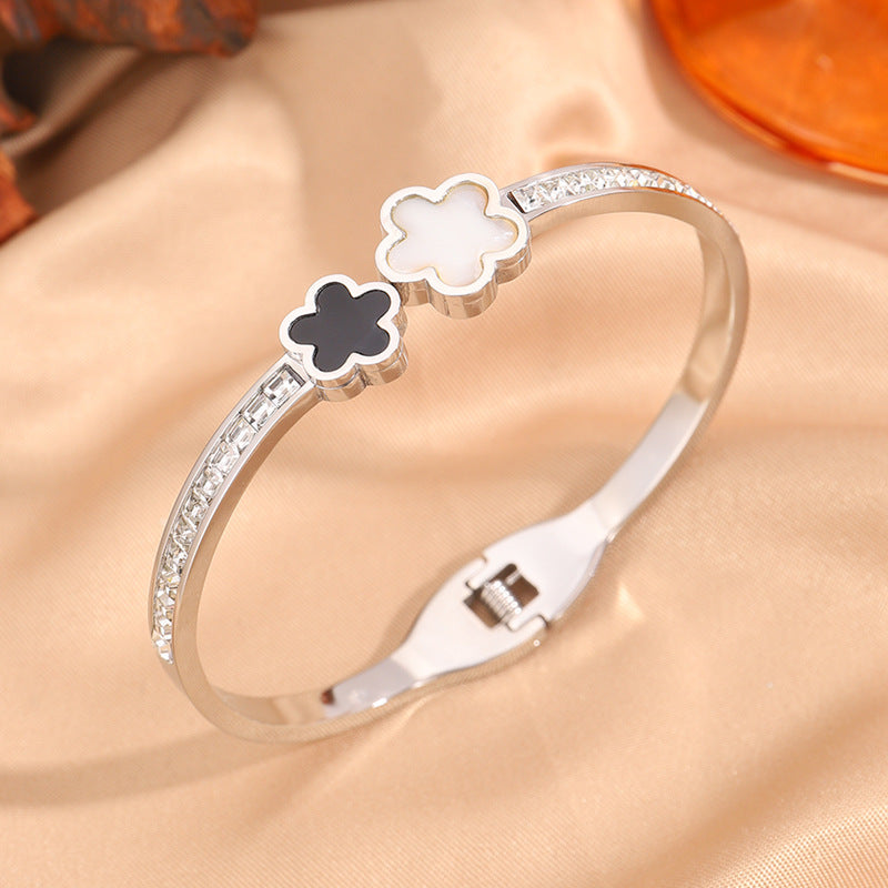 韓版黑白五瓣花排鑽鈦鋼手鐲女簡約開口設計不褪色百搭手鐲飾品
