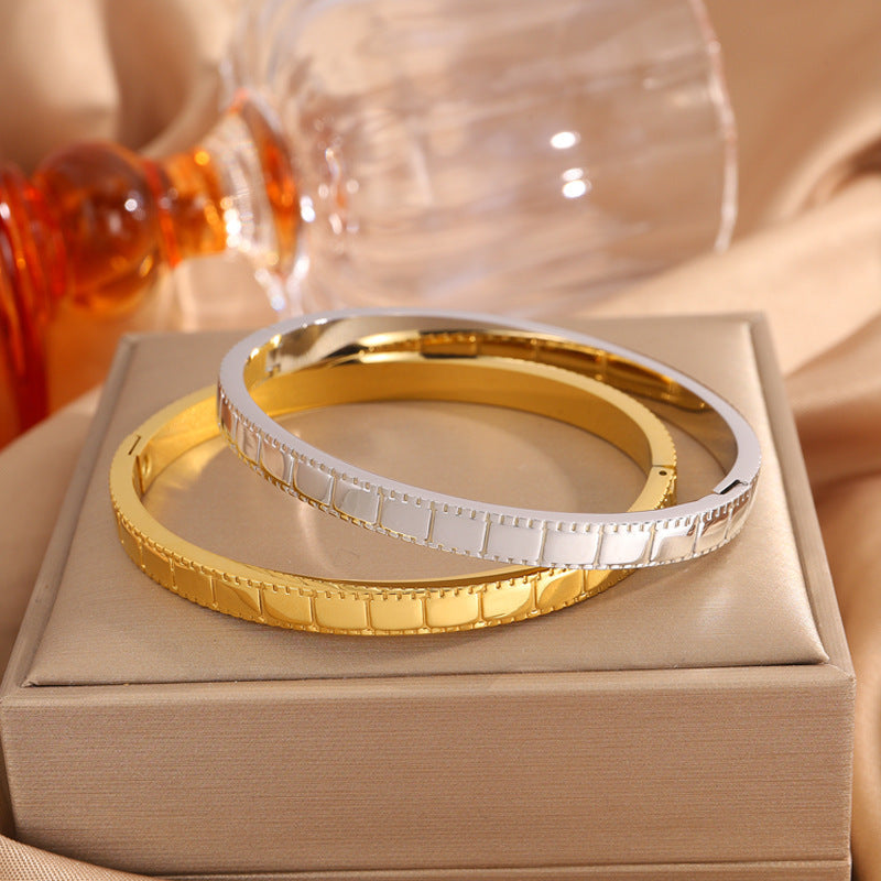 鈦鋼手鐲女簡約設計不掉色大方點點時尚情侶款方塊手環手鐲飾品