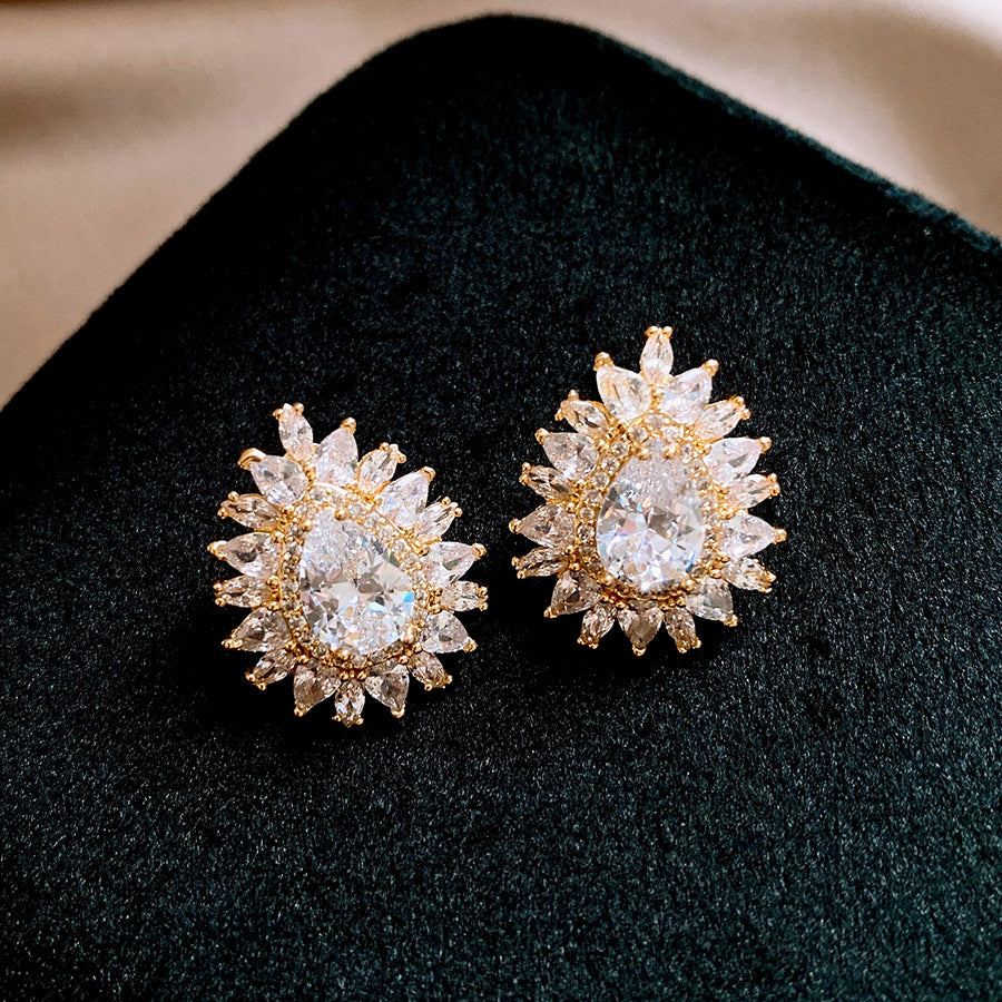 銀針歐美小衆鋯石水滴耳釘女時尚設計感跨境耳環輕奢高級感耳飾女