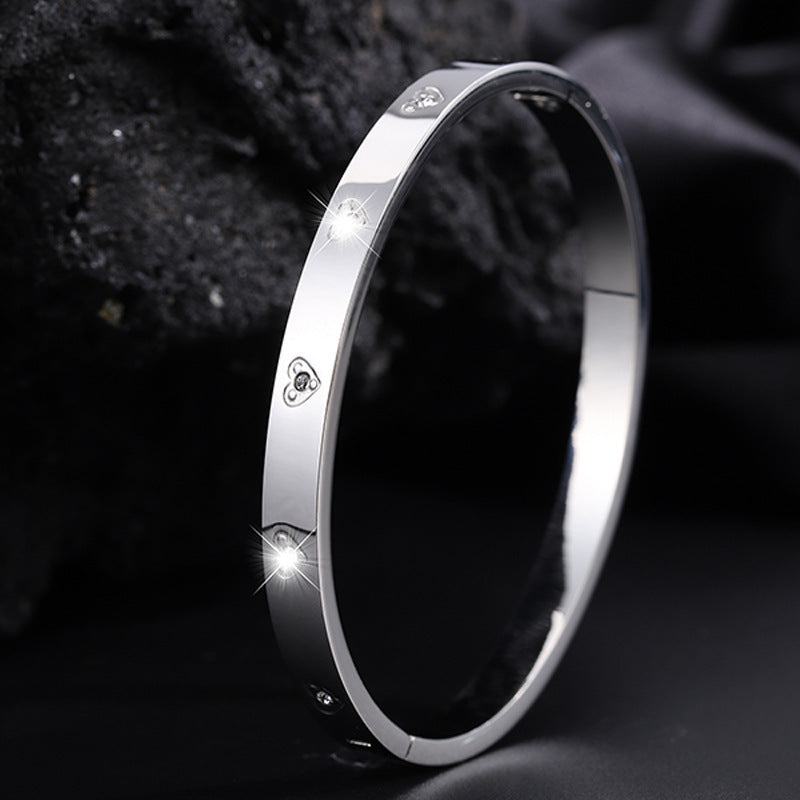 鈦鋼手鐲愛心六顆鑽不鏽鋼手鐲女生高級感時尚歐美不掉色手環