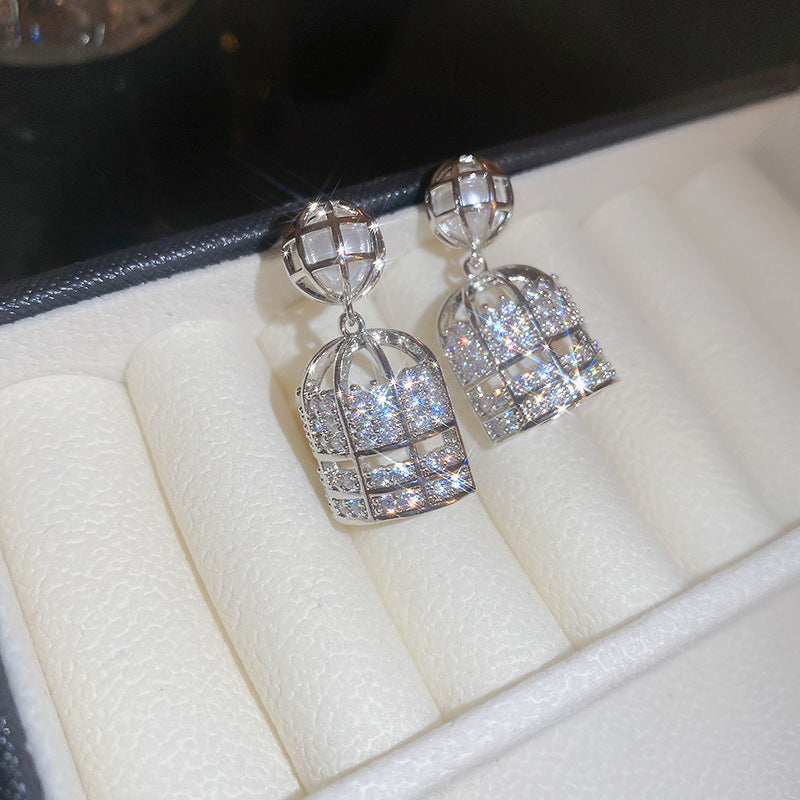 銀針跨境冷淡風銀色鑲鑽鋯石花朵珍珠耳環長款流蘇耳釘高級感耳飾