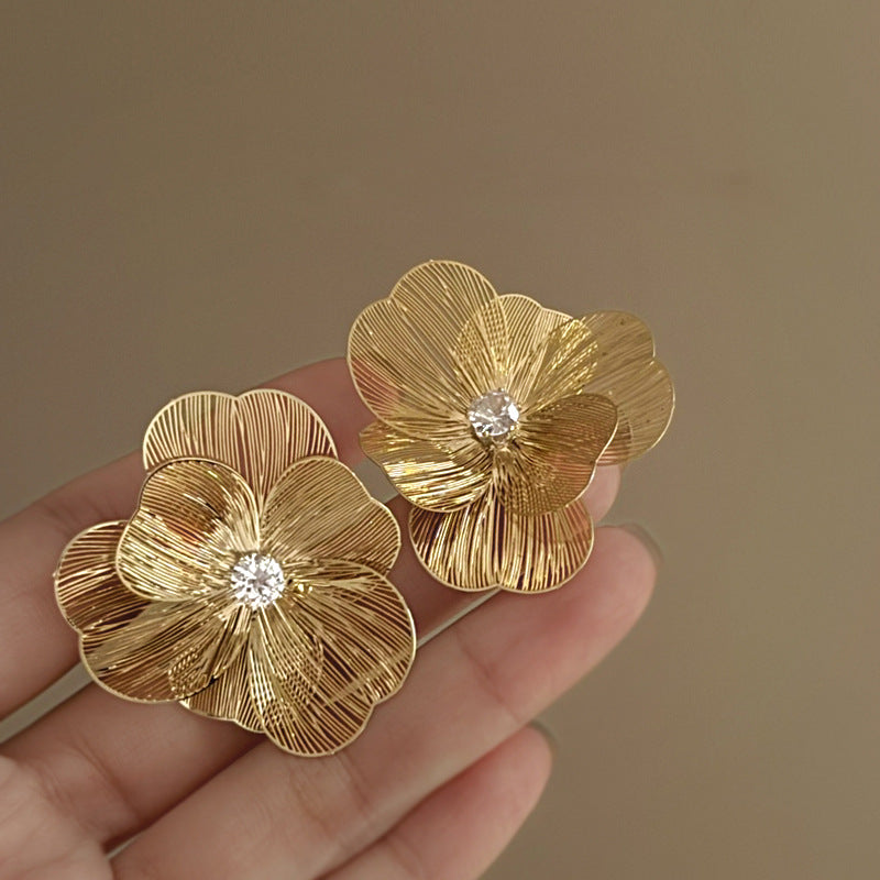 銀針歐美跨境專供花朵珍珠流蘇耳環氣質個性耳釘誇張高級感耳飾女