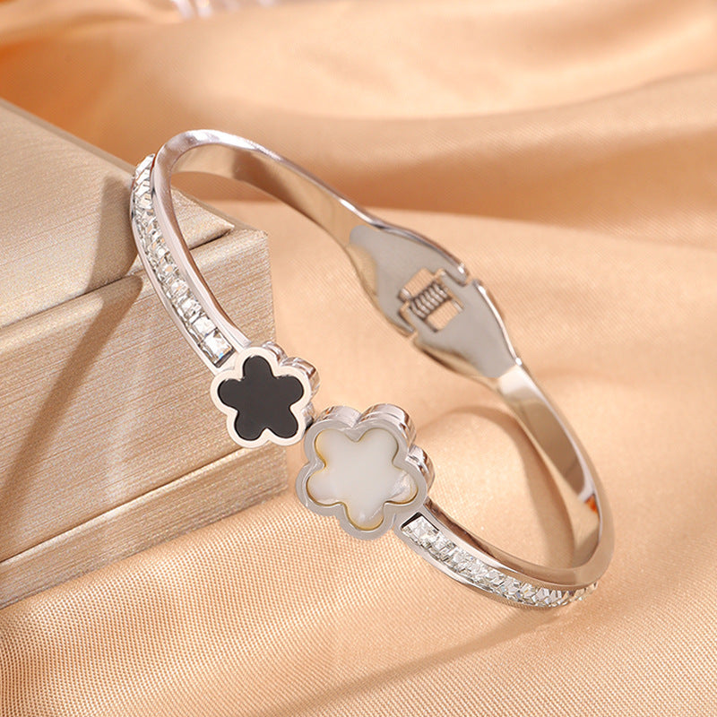 韓版黑白五瓣花排鑽鈦鋼手鐲女簡約開口設計不褪色百搭手鐲飾品