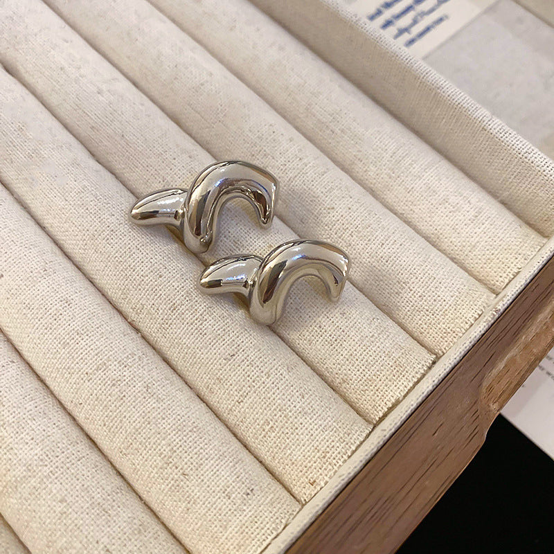 銀針跨境高級感銀色幾何圓珠愛心耳釘小衆個性耳環冷淡風耳飾