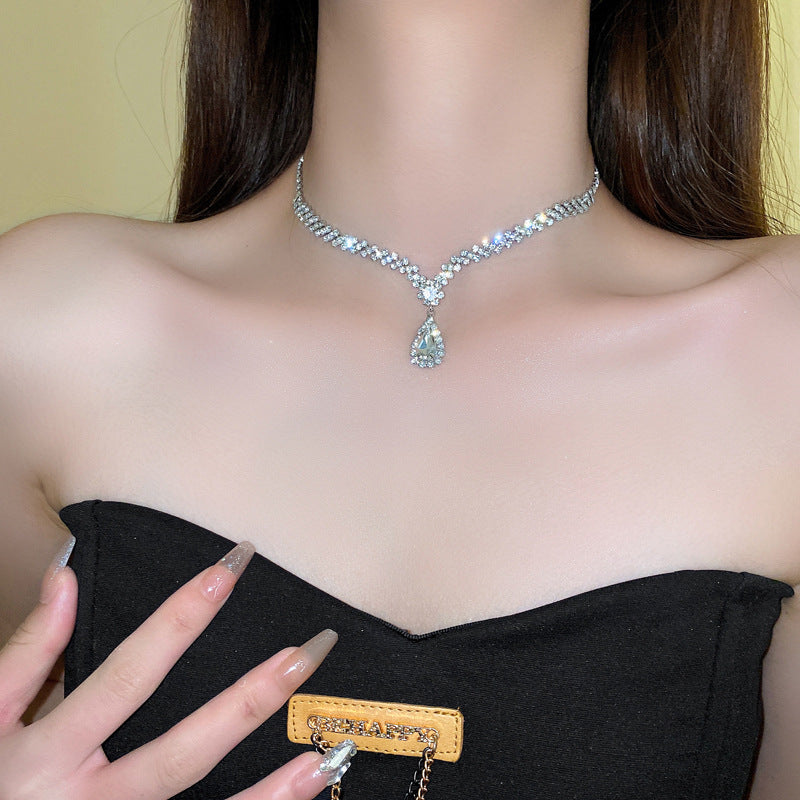 韓國東大門鑲鑽水滴耳環項鍊兩件套輕奢小衆鎖骨鏈個性冷淡風項飾
