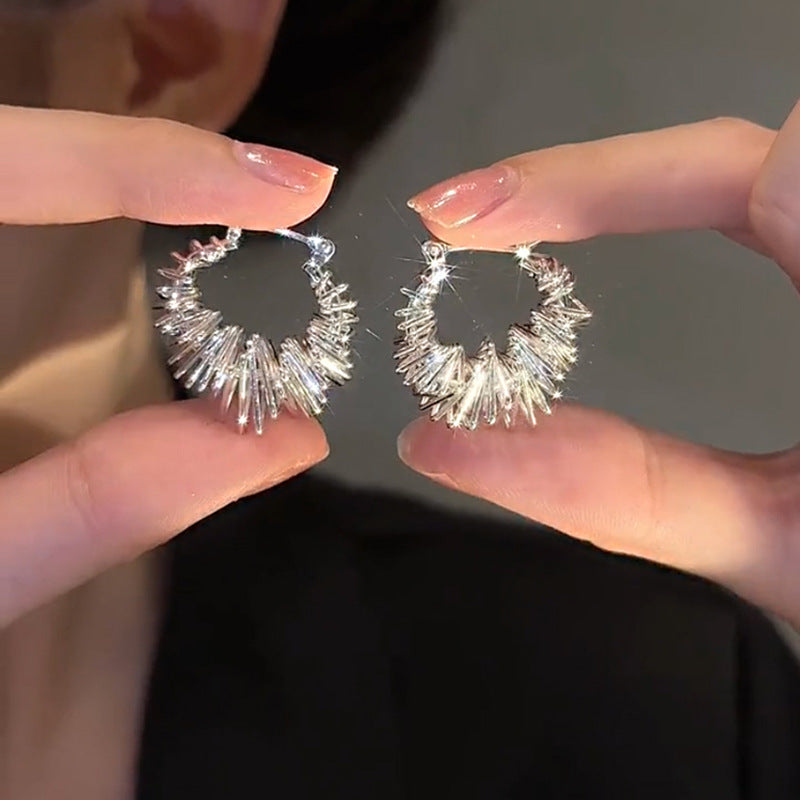 銀針歐美誇張銀色素圈愛心耳環冷淡風時尚耳圈輕奢個性高級感耳飾