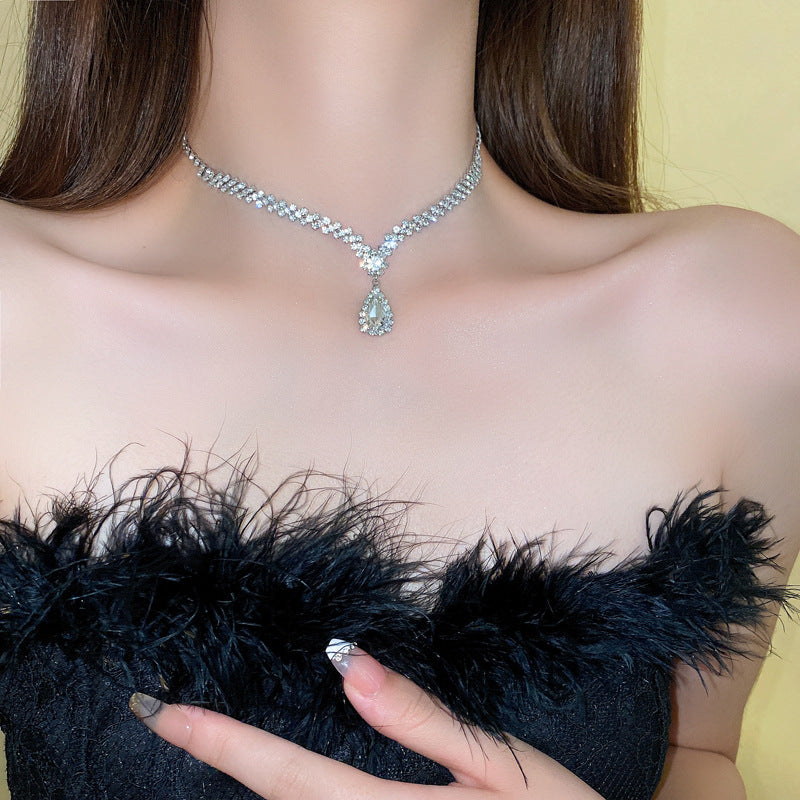 韓國東大門鑲鑽水滴耳環項鍊兩件套輕奢小衆鎖骨鏈個性冷淡風項飾