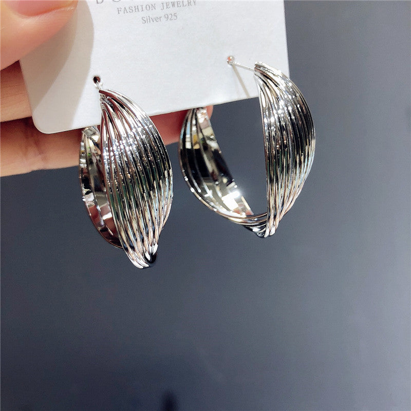 銀針歐美誇張銀色素圈愛心耳環冷淡風時尚耳圈輕奢個性高級感耳飾