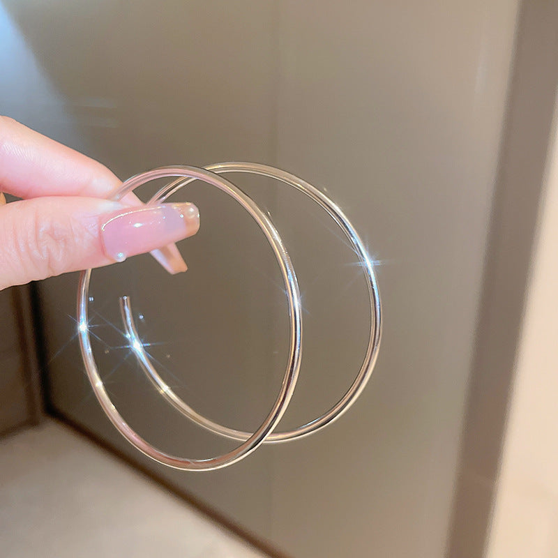 銀針歐美誇張銀色素圈愛心耳環冷淡風時尚耳圈輕奢個性高級感耳飾