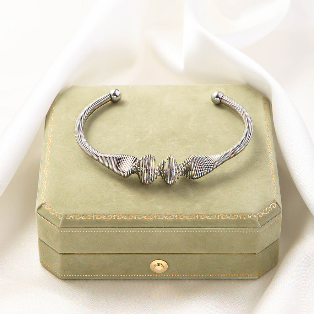 鈦鋼簡約手鐲彈力鋼絲跨境風歐美開口男女款高級感設計層次感手環