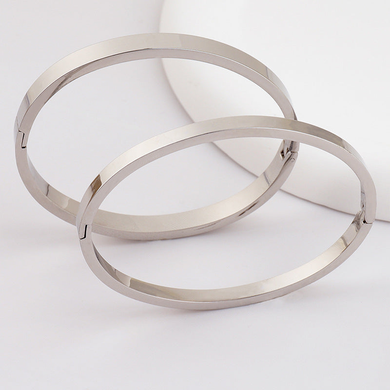 鈦鋼手鐲韓版時尚高級感女光面跨境卡扣可調節小衆設計輕奢風手環