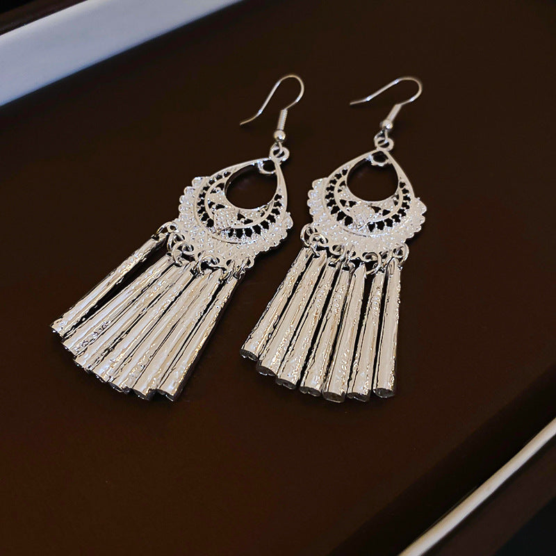 銀針跨境冷淡風銀色鑲鑽鋯石花朵珍珠耳環長款流蘇耳釘高級感耳飾