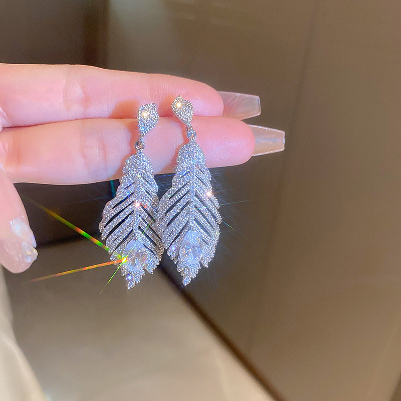 銀針跨境冷淡風銀色鑲鑽鋯石花朵珍珠耳環長款流蘇耳釘高級感耳飾