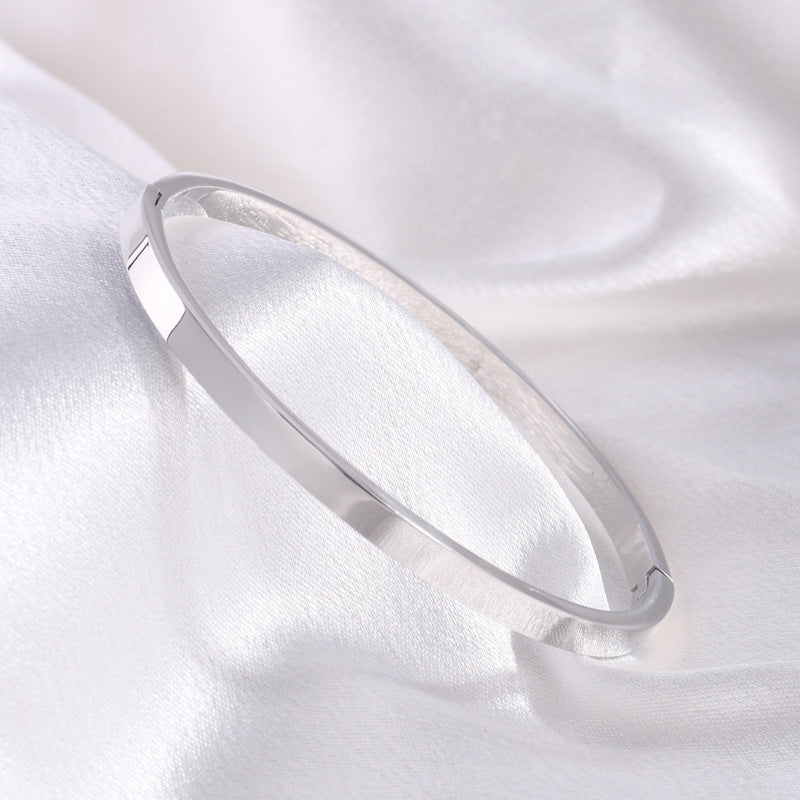 鈦鋼手鐲時尚簡約卡家手鐲女生高級感精緻18k鍍金不掉色手環