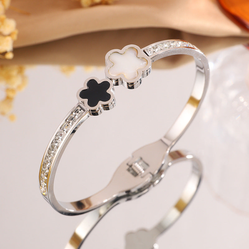 韓版黑白五瓣花排鑽鈦鋼手鐲女簡約開口設計不褪色百搭手鐲飾品