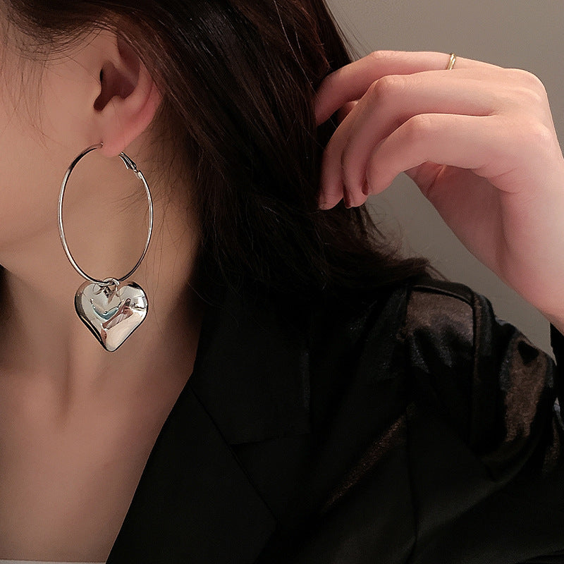 銀針歐美誇張銀色素圈愛心耳環冷淡風時尚耳圈輕奢個性高級感耳飾